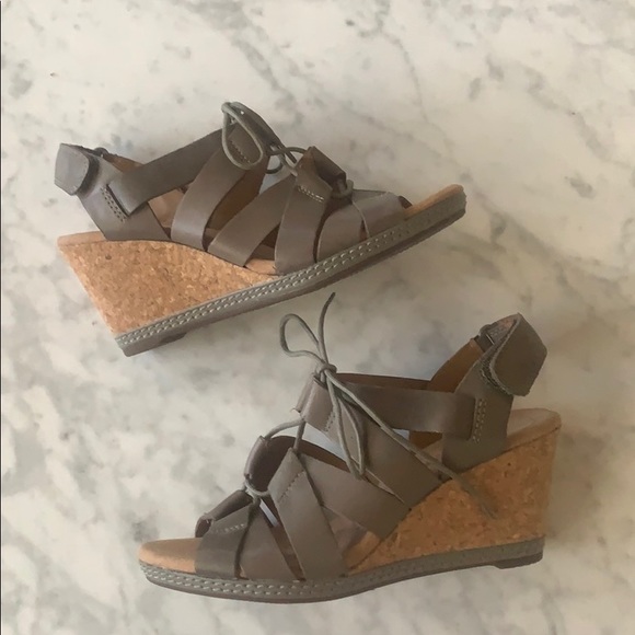 Clarks Shoes - Clarks Helio Mindin Gray Wedge Sandal Sz 5.5M NWOB